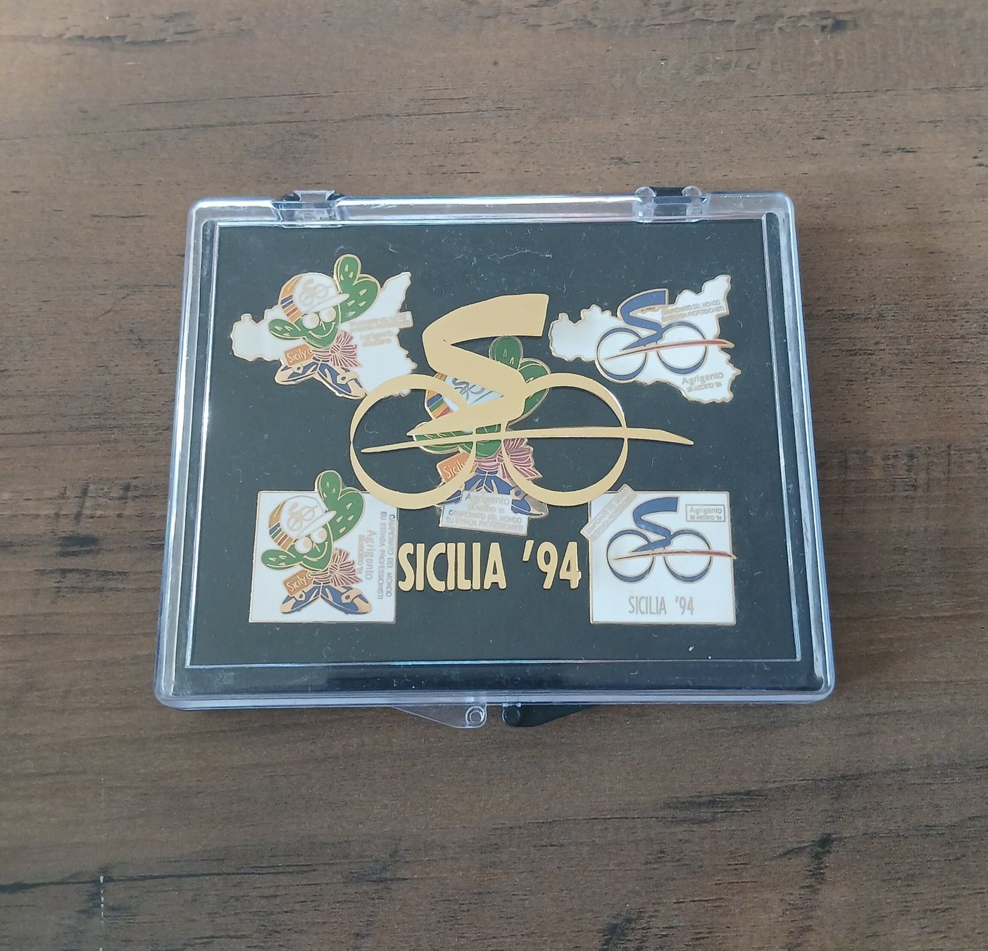 Placchette & Badge: Pin set sicilia 94 – Usato da Märwil venduto da Chi_87pp