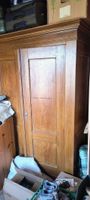 Alter Kleiderschrank gründerzeit