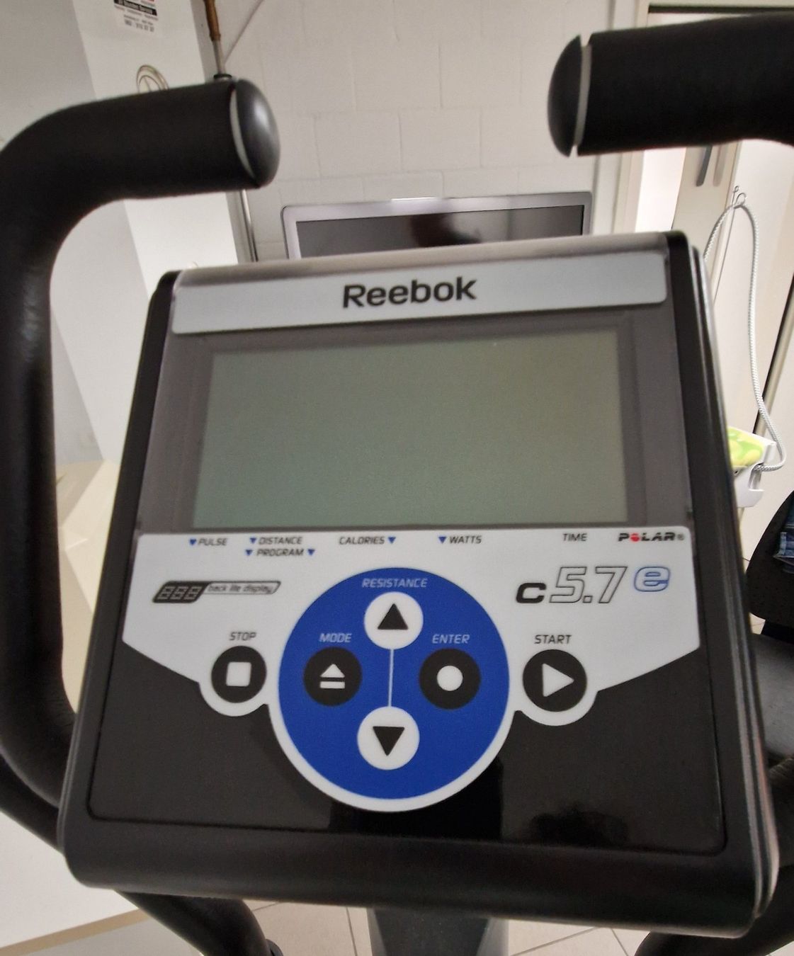 Reebok Hometrainer: Cross­trai­ner Ree­bok C5.7 SE – Usato da  venduto da  1