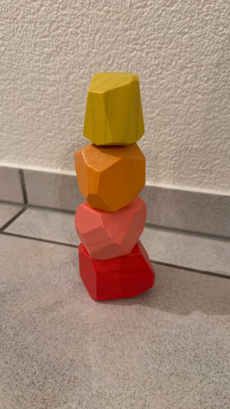 Spielzeuge: LOVEVERY Solid Wood Stacking Boulders – Stapelsteine – Gebraucht aus Kaiseraugst von neolino 2