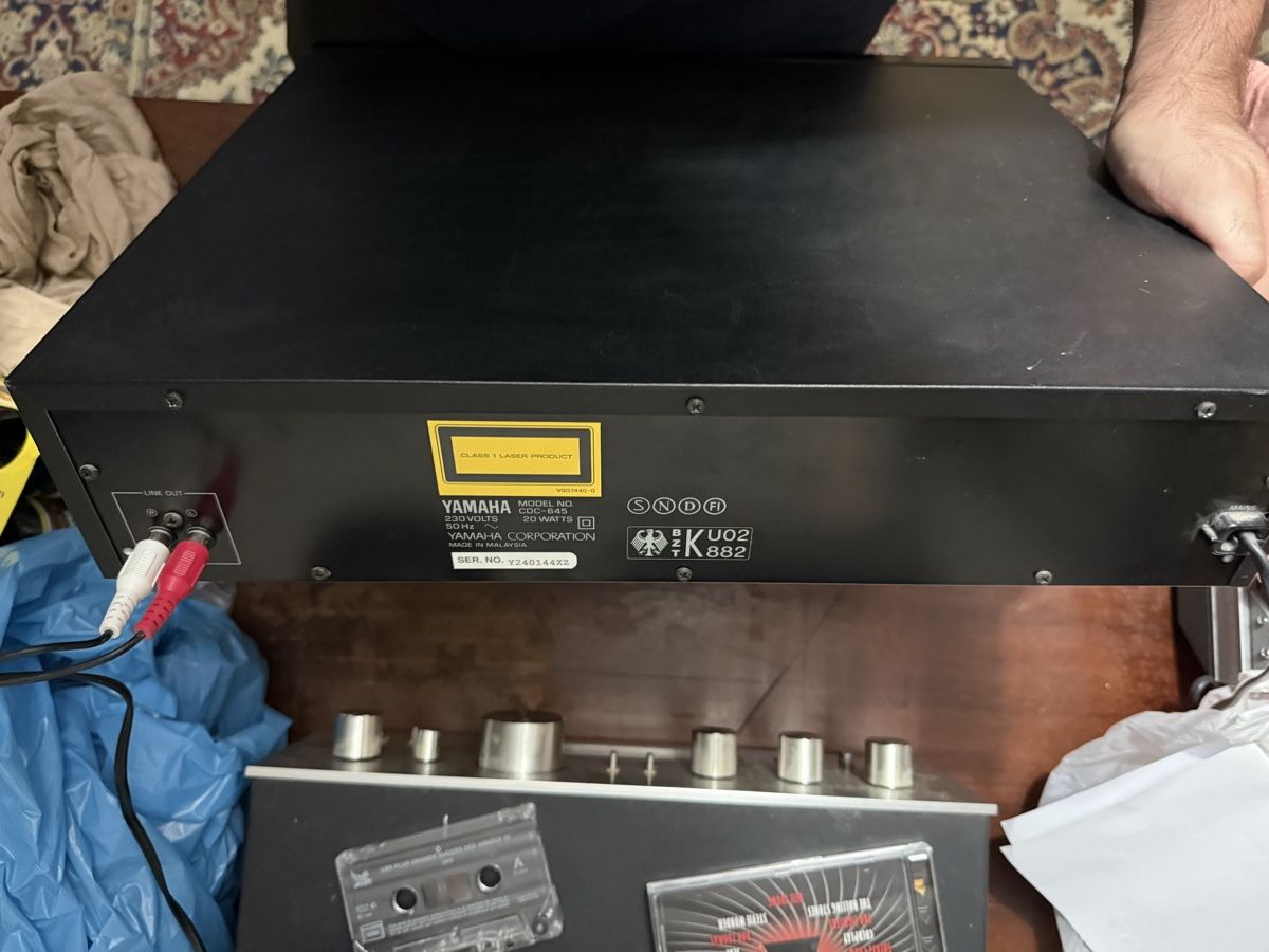 Yamaha Sistemi audio & multimediali: Lecteur Cd Yamaha CDC-645 – Usato da Bouveret venduto da vit_br9v 1
