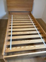 Children’s Wooden Bed + Mattress / Kinderbett aus Massivholz