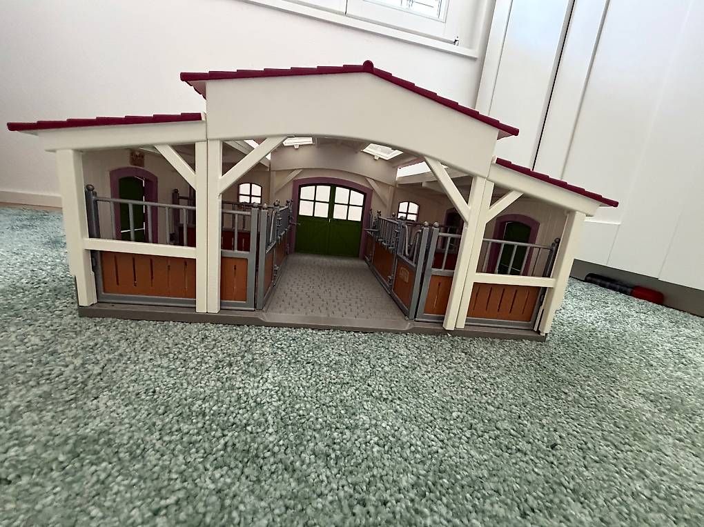 Giocattoli: Schleich Stall – Usato da Steinach venduto da Susansung 3