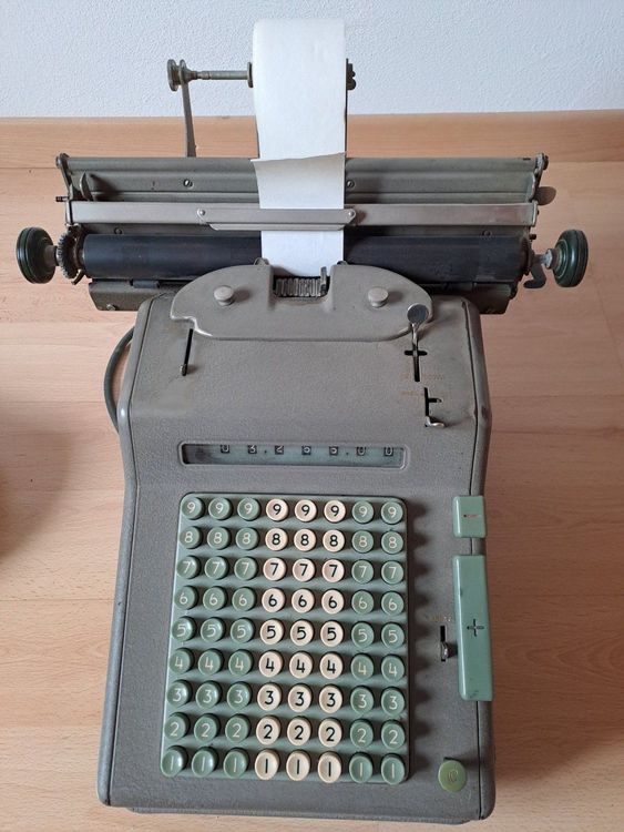 Tutte le macchine: National Buchungsmaschine, Vintage Rechenmaschine Rarität! – Usato da Andwil TG venduto da Natur5