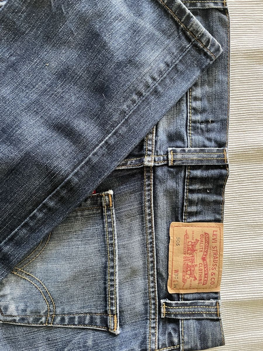 Levi's Jeans: LEVI‘S – Usato da Büren an der Aare venduto da mii_57vx