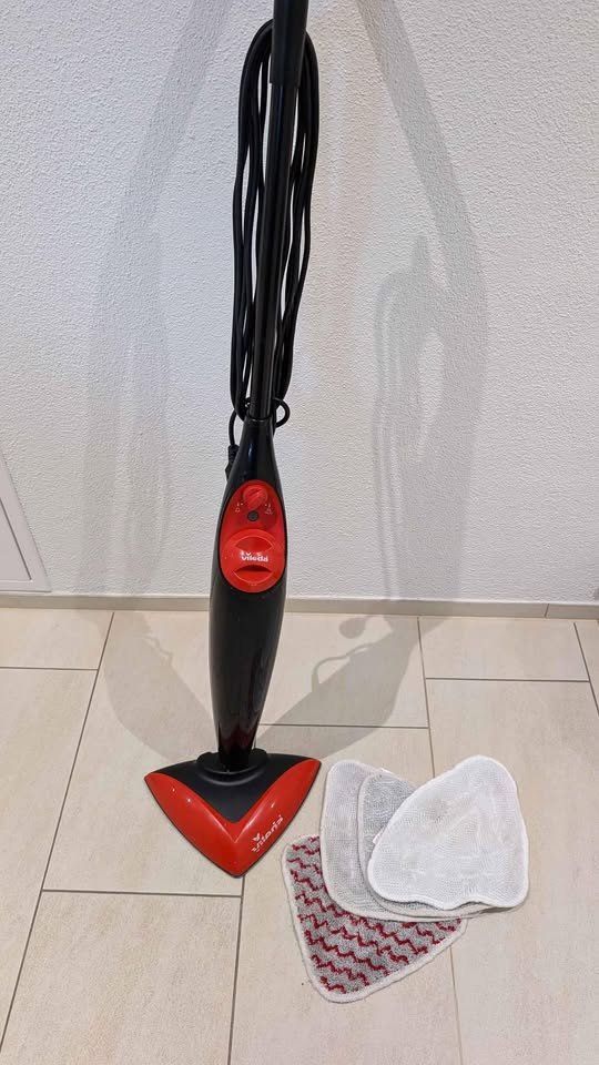 Vileda Pulitori a vapore: Vileda Steam Dampfreiniger – Usato da Ganterschwil venduto da Nike18