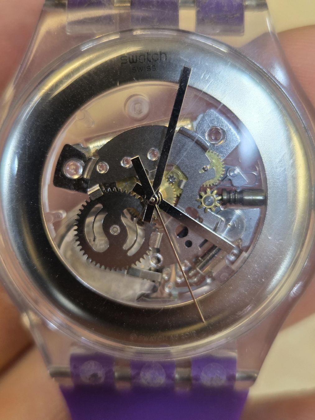 Swatch Uhren: Original Swatch New Gent Skeleton Violett  – Gebraucht aus Zug von olx_5shp 8
