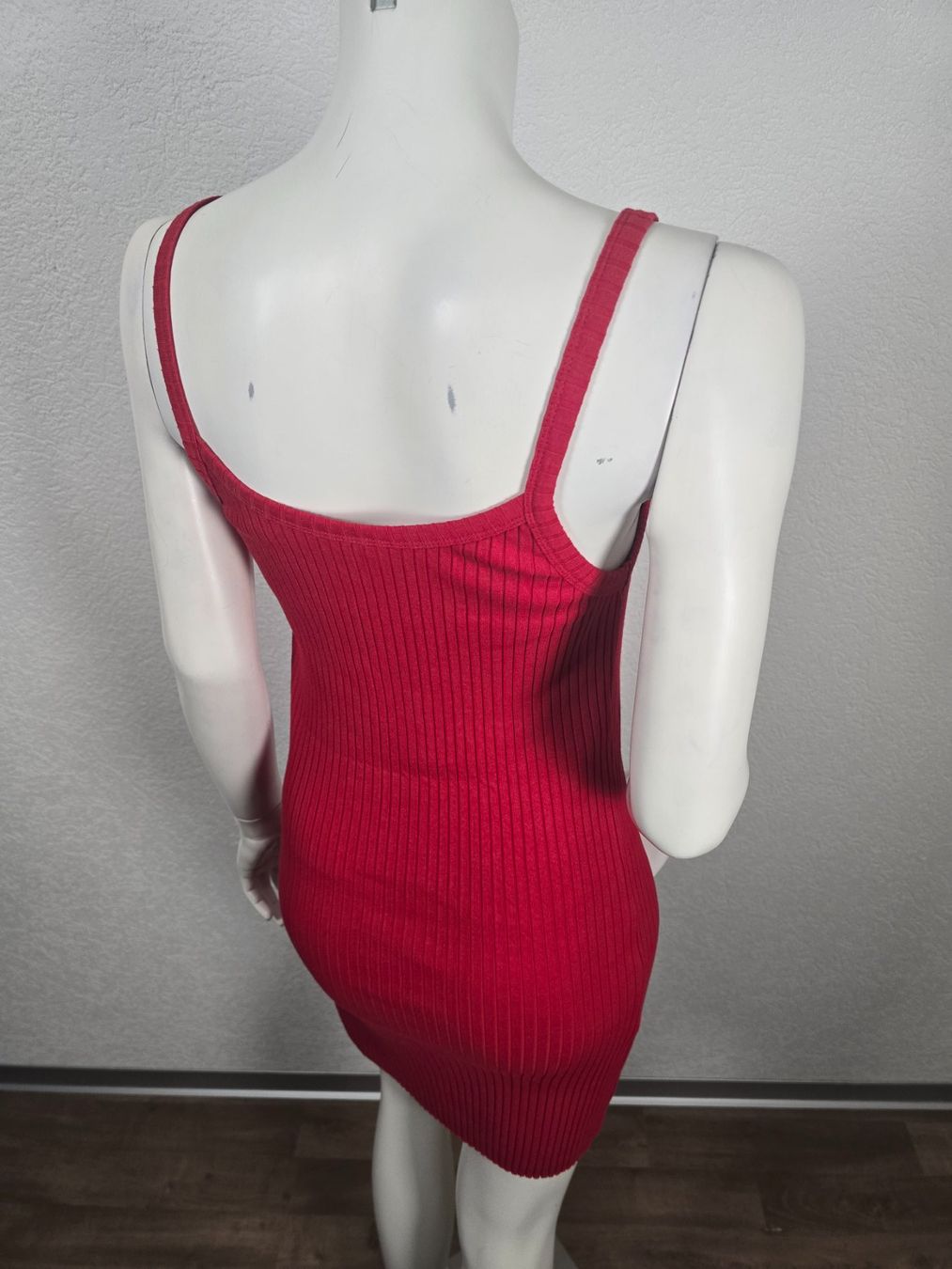 Kleider: Robe rouge taille 38 – Gebraucht aus Les Verrières von kitel79 7