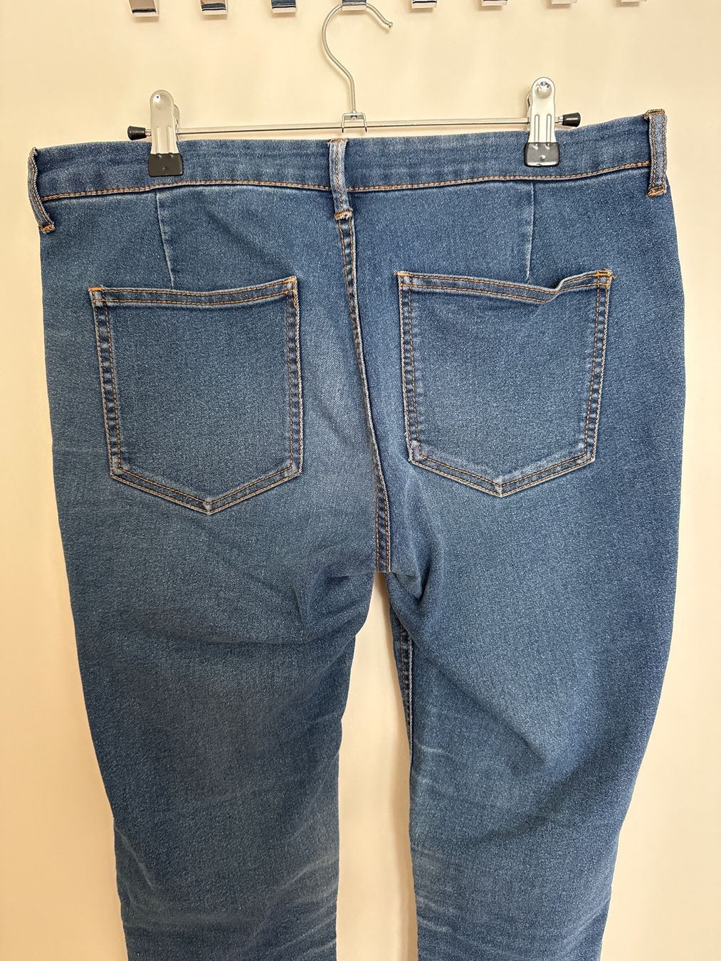 Jeans: Jeans Sfera 38/40 – Difettoso da Horgen venduto da linuxrp 4