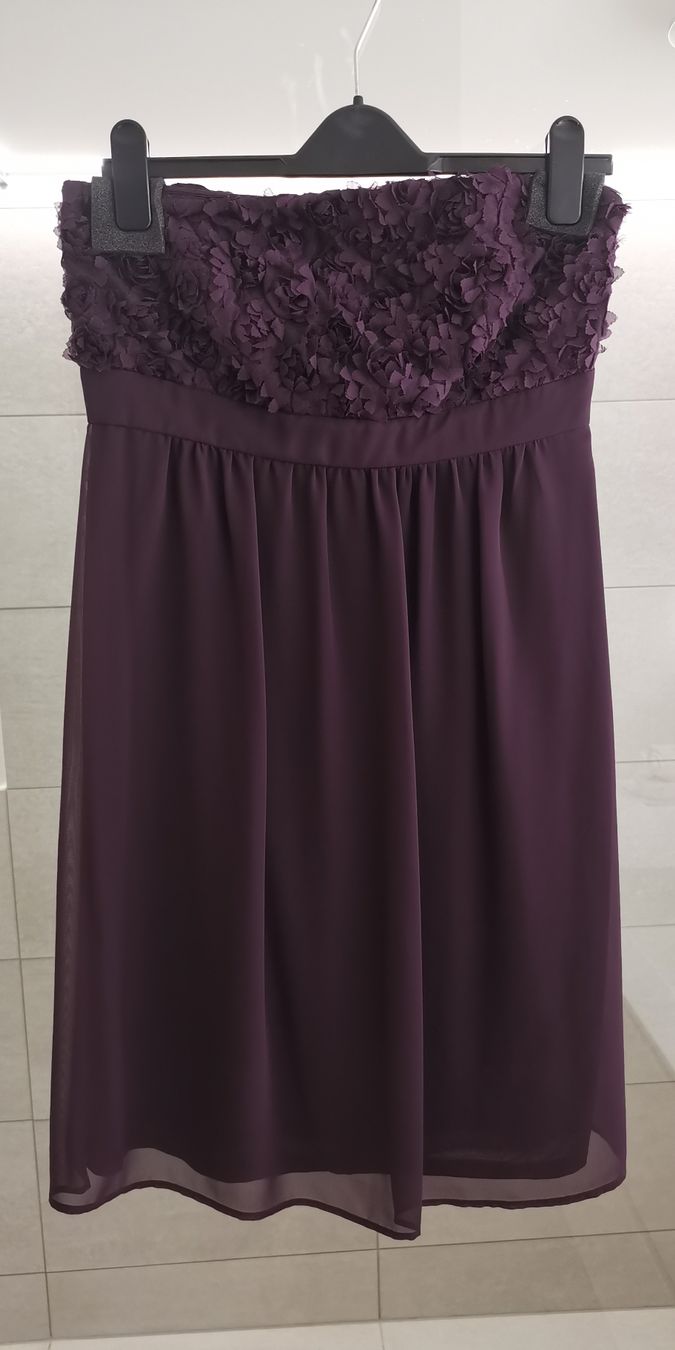 Esprit Vestiti: Elegantes Kleid mit Blumen Gr. 40 Neu – Nuovo e nell'imballaggio originale da Itingen venduto da schweizersternchen