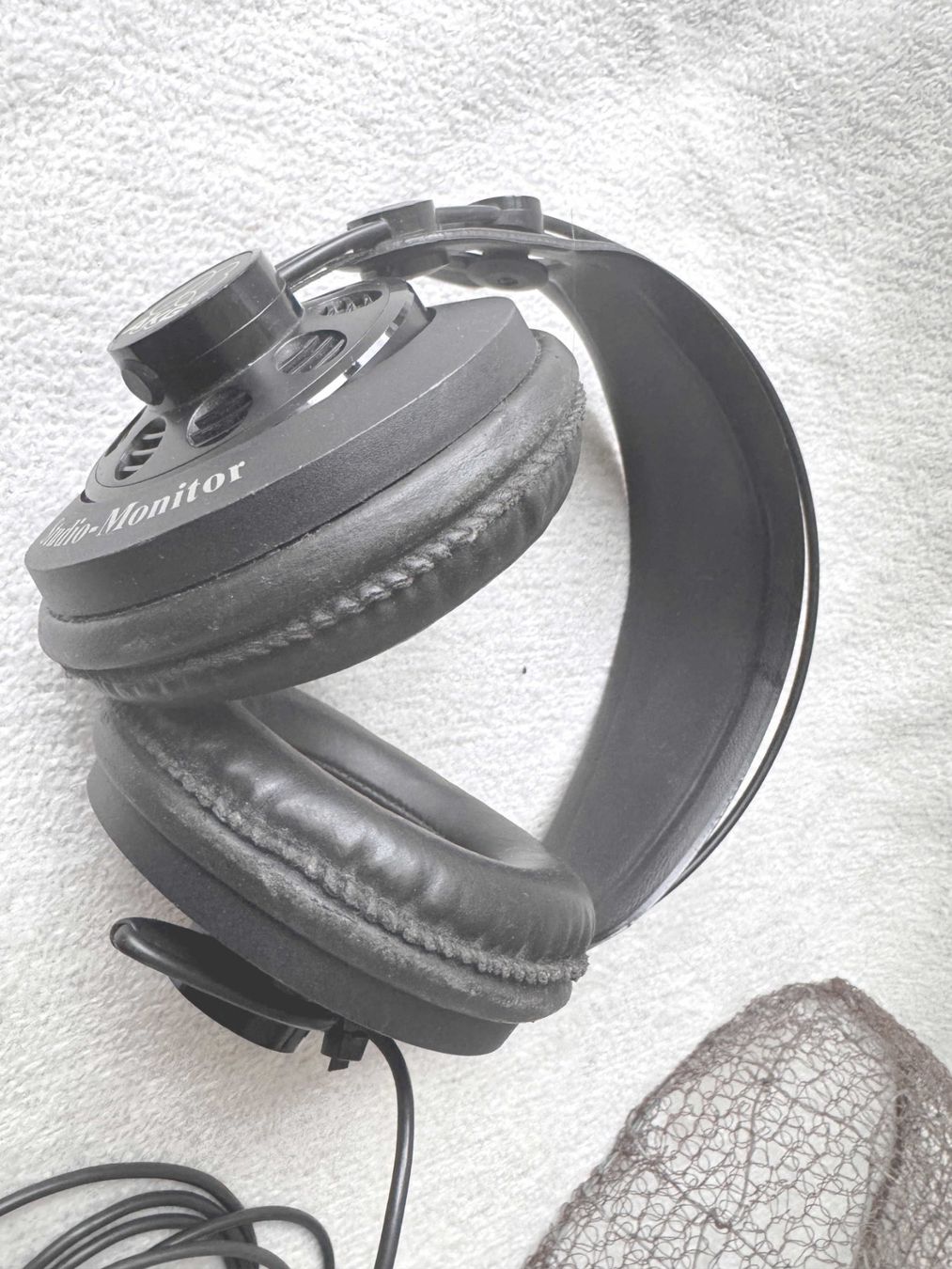 Akg Cuffie: AKG K240DF Headphone Kopfhörer diffusfeld entzerrt 600ohm – Usato da Zürich venduto da Malco0 5