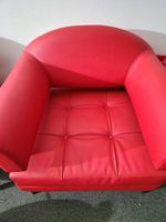 Poltrona in pelle rossa