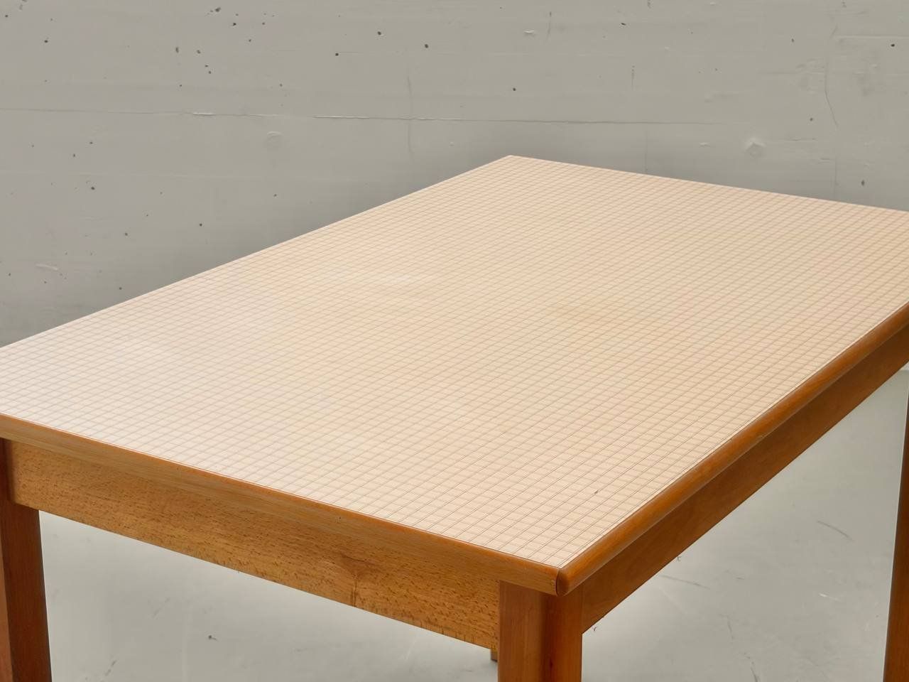 Tavoli: Vintage Küchentisch mit Schublade – Usato da Zürich venduto da LeMoege 2