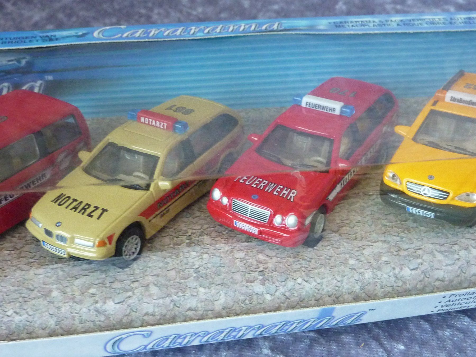 Mercedes-Benz Modellini d'auto: Mercedes Rettungsdienst Set – Nuovo e nell'imballaggio originale da Dürrenäsch venduto da modellautos4you 2