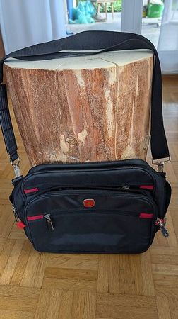 Messenger Bag Schwarz Swiss Cross | 13" Laptop |