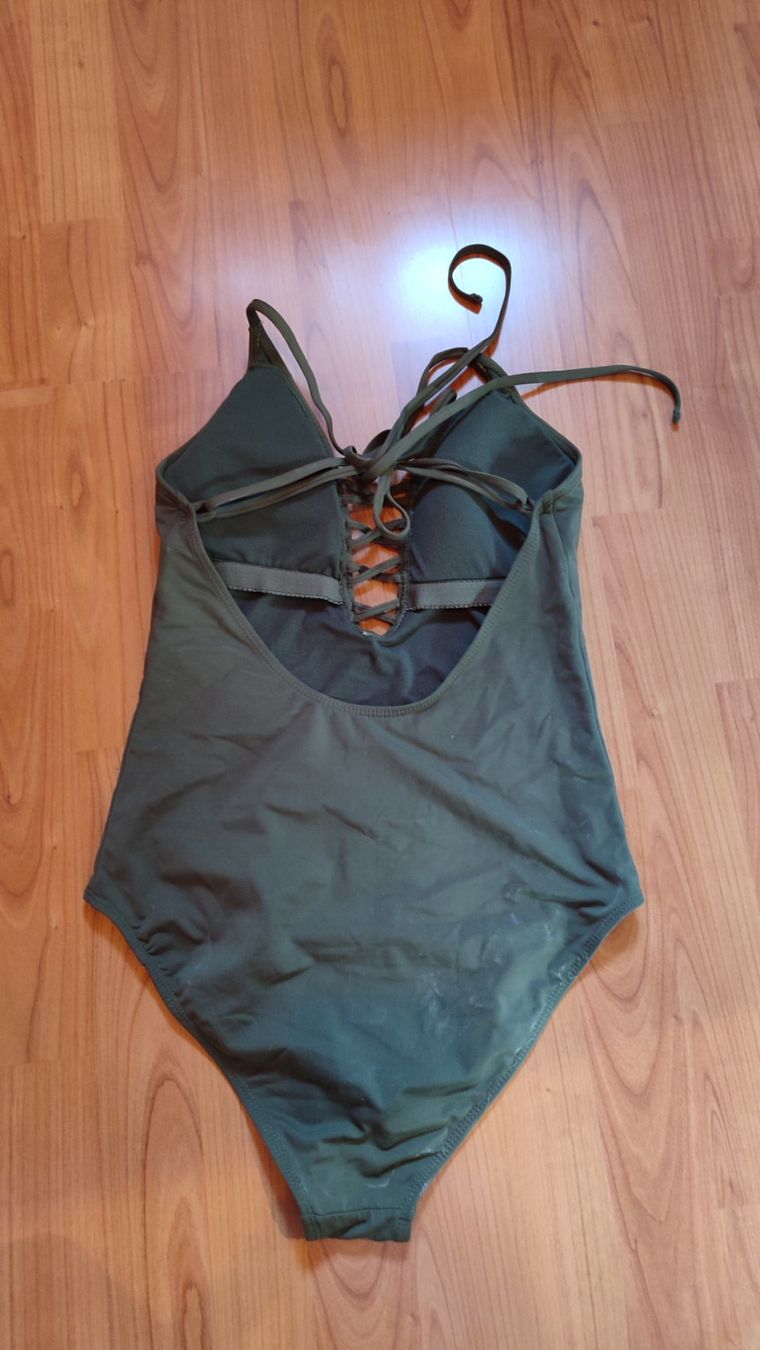 Zara Lotti di vestiti: Badeanzug, Bikini, NEU, Gr. 38, Set – Nuovo e nell'imballaggio originale da Brüttisellen venduto da nic_xm7s 1