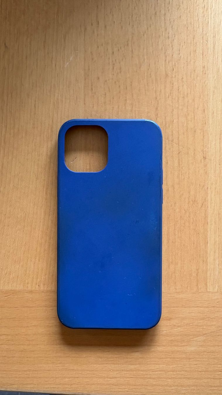 Coques & Protection écran: Coque iPhone 12 – D'occasion à Villarimboud par emi_5mrx