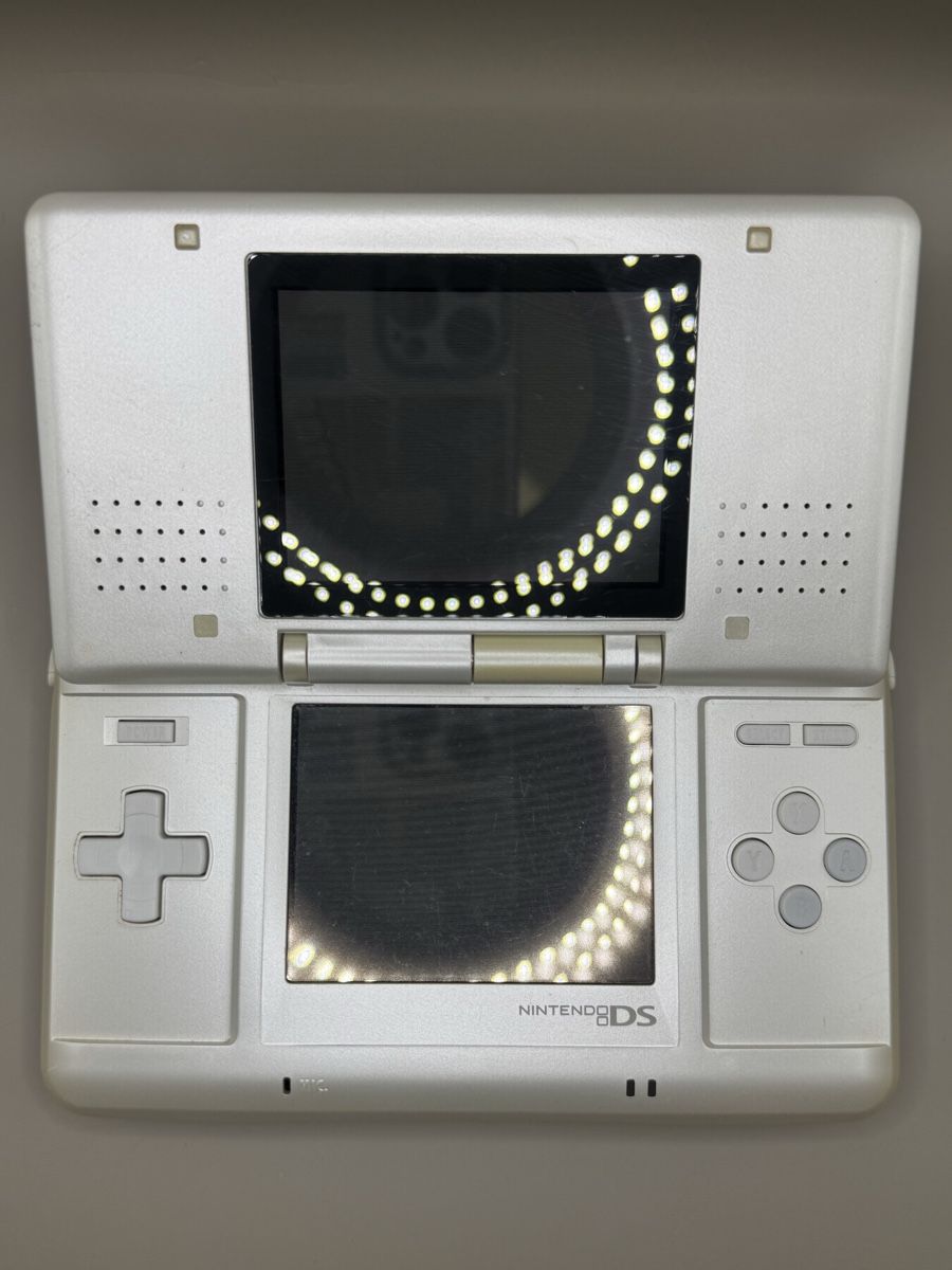 Nintendo Console: Nintendo DS White [JP] – Difettoso da Zürich venduto da Reogen 4