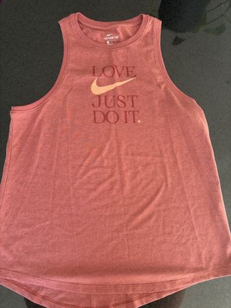 Damen Top Nike Dri-Fit Grösse M guter Zustand