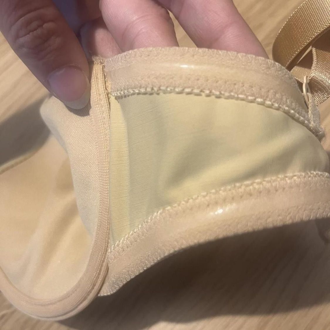 Triumph Altra biancheria intima: Deadstock Beige Triumph Bra – Usato da Kriens venduto da tiy_wxz5 2