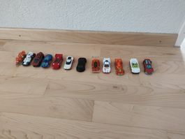 12 kleine Spiel Autos