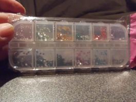 Glitzersteinchen verschiedene Farben