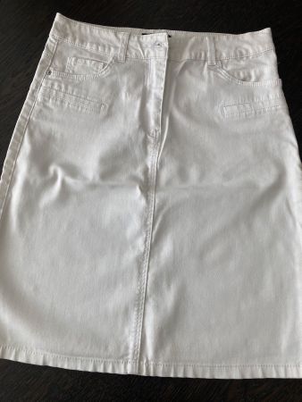 CAROLL Minirock aus weissem Denim-Stoff, Gr. 34, stretch