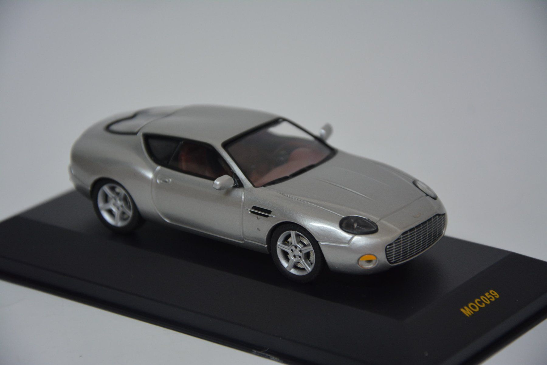 Aston Martin Modellini d'auto: Aston Martin DB7 Zagato 2004 , iXO , 1:43 – Nuovo e nell'imballaggio originale da Goldach venduto da Feivel9 4