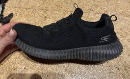 Sketchers schwarz 