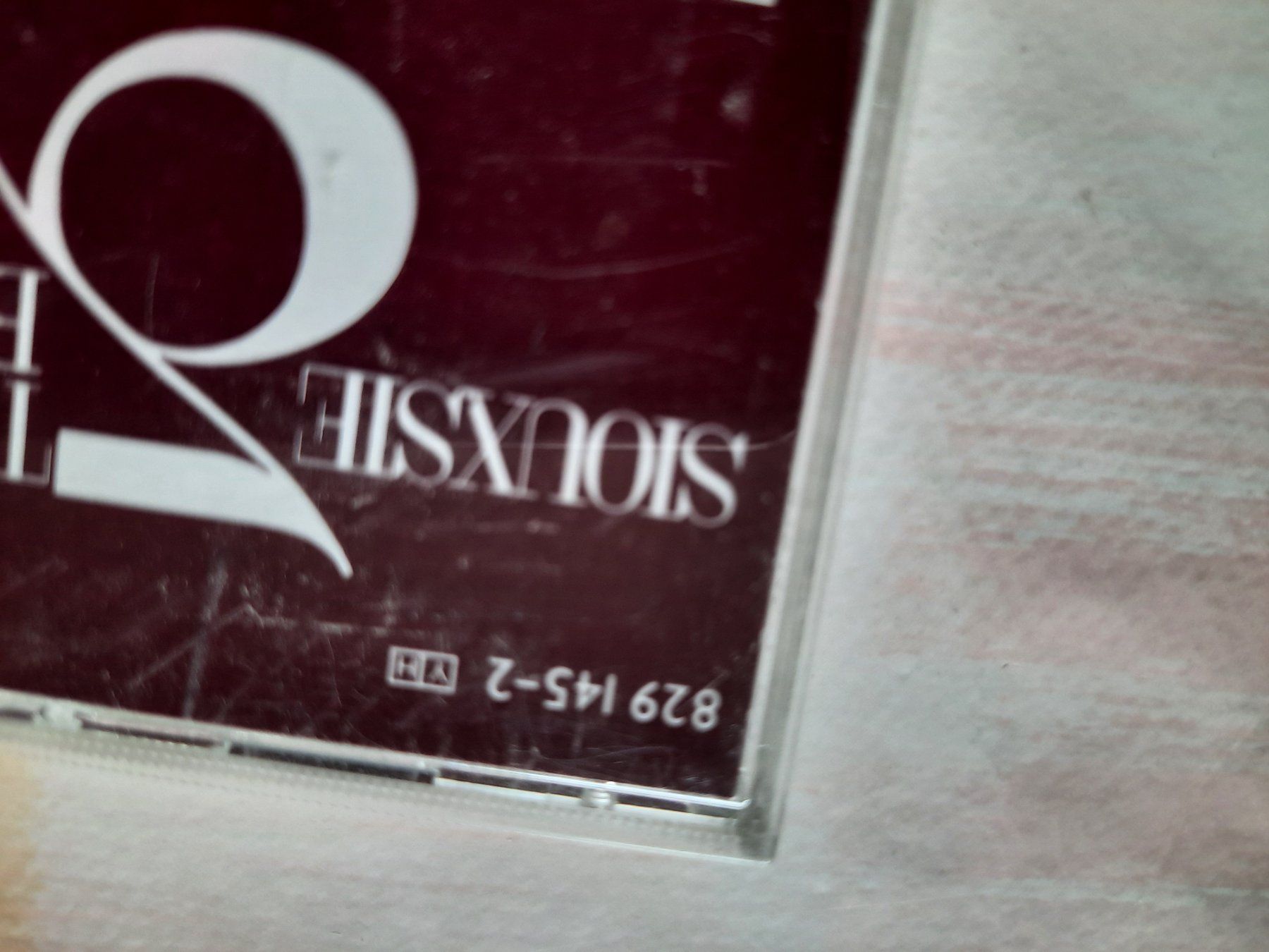 CDs: Cd Siouxie & The Banshees - Tinderbox – D'occasion à Pully par bro_n52j 2