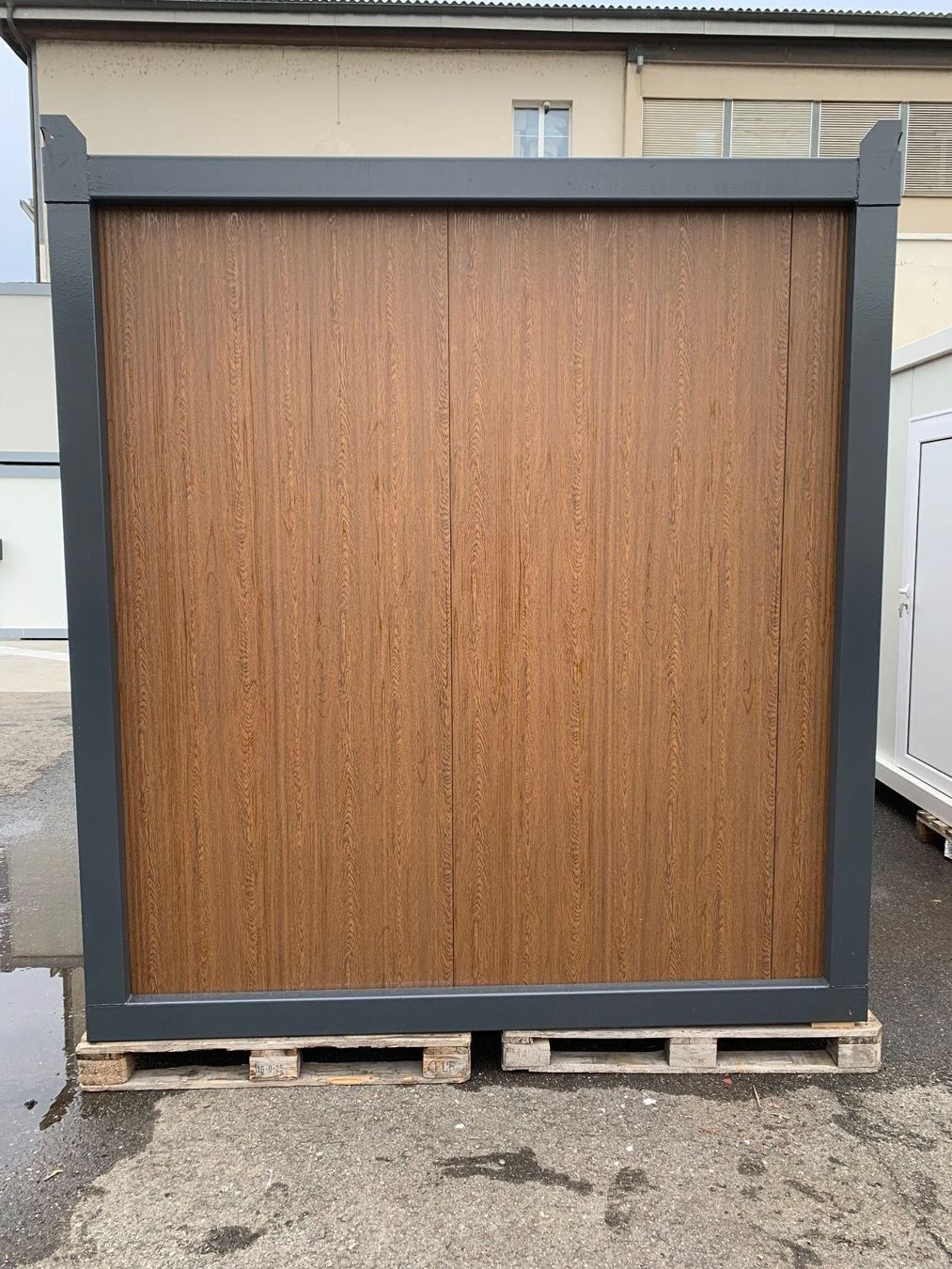 Contenitori edile: Hofladen / Büro- / Baucontainer 4.2 m – Nuovo (secondo la descrizione) da Oftringen venduto da Britta 1