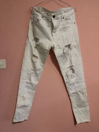 Jeans bianchi strappati - Perfetti per l'estate!