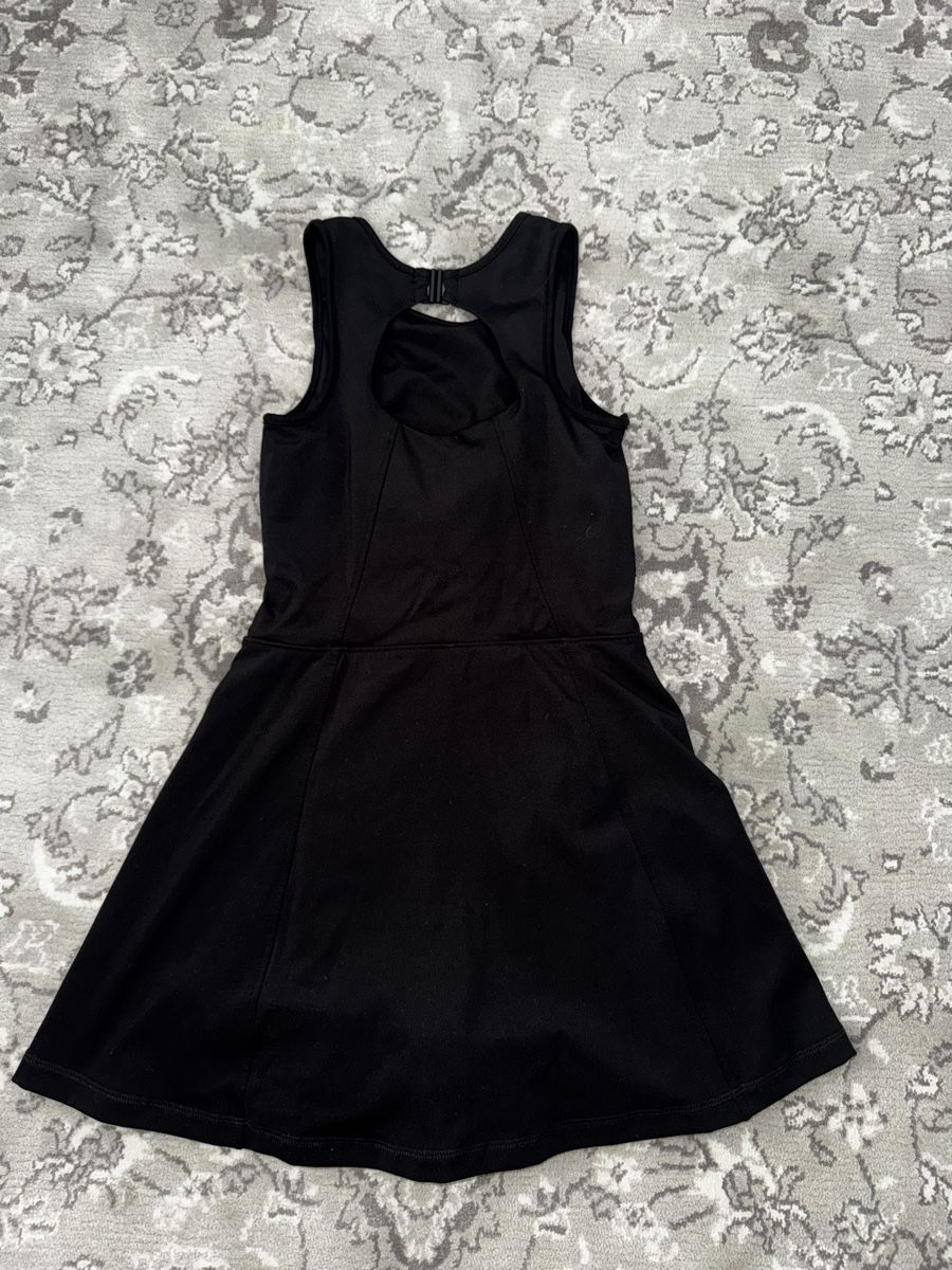 H&M Vestiti: Tenniskleid – Usato da Schaan venduto da kri_tsw8 3