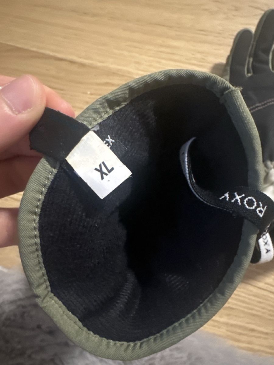Roxy Handschuhe & Handstulpen: Roxy Skihandschuhe oliv gemustert  – Gebraucht aus Gossau SG von Nisu98 3