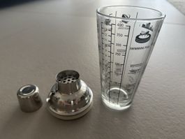 Cocktail-Shaker-Set mit Messbecher und Rezepten