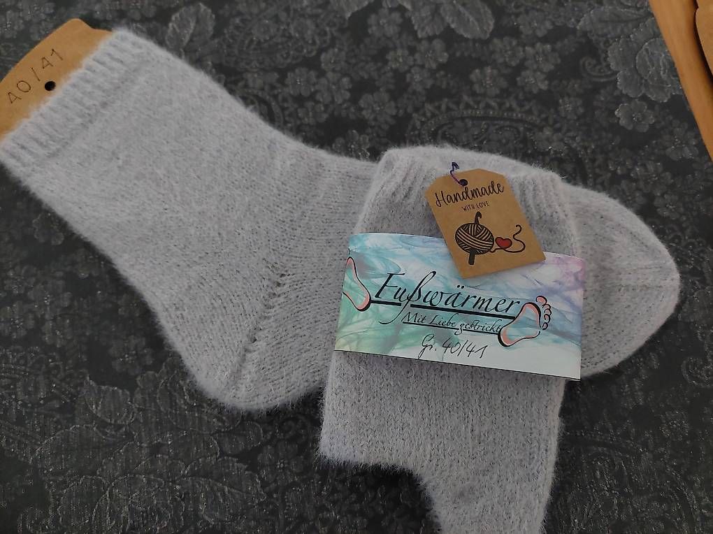 Chaussettes: Kuschelige Sofasocken Gr 40/41 – D'occasion à Rothrist par lil_6mn9