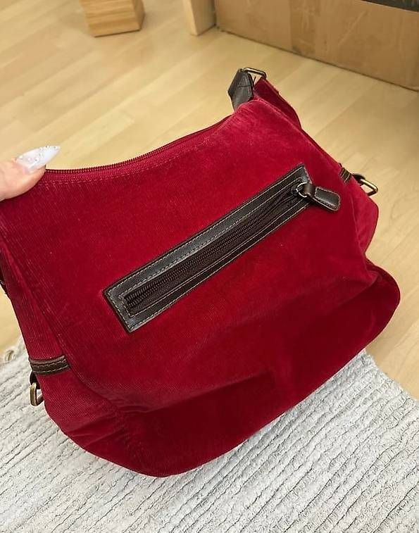 Taschen für Damen: Cordtasche – Gebraucht aus Bütschwil von Mariia_Ch221 1