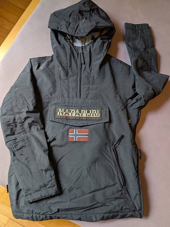Jacken: Napapijri Rainforest Winterjacke mit Fleecefutter  – Gebraucht aus Winterthur von hndrxxoxo 2