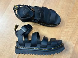Plateausandalen Dr. Martens Gr. 37