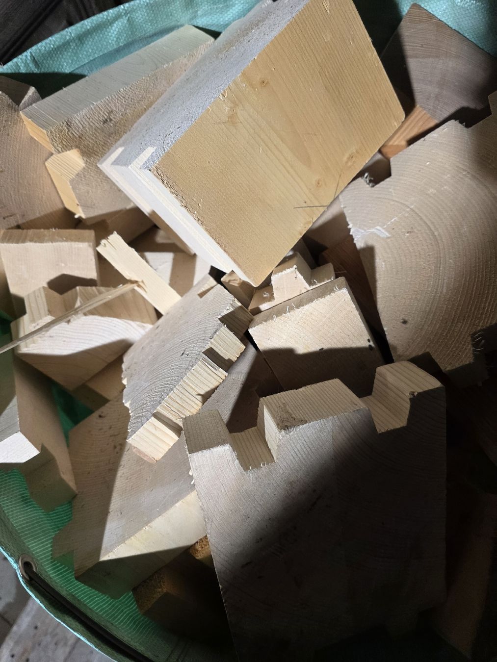 Articoli in legno: Brennholz – Usato da Lanzenhäusern venduto da Abshot 1