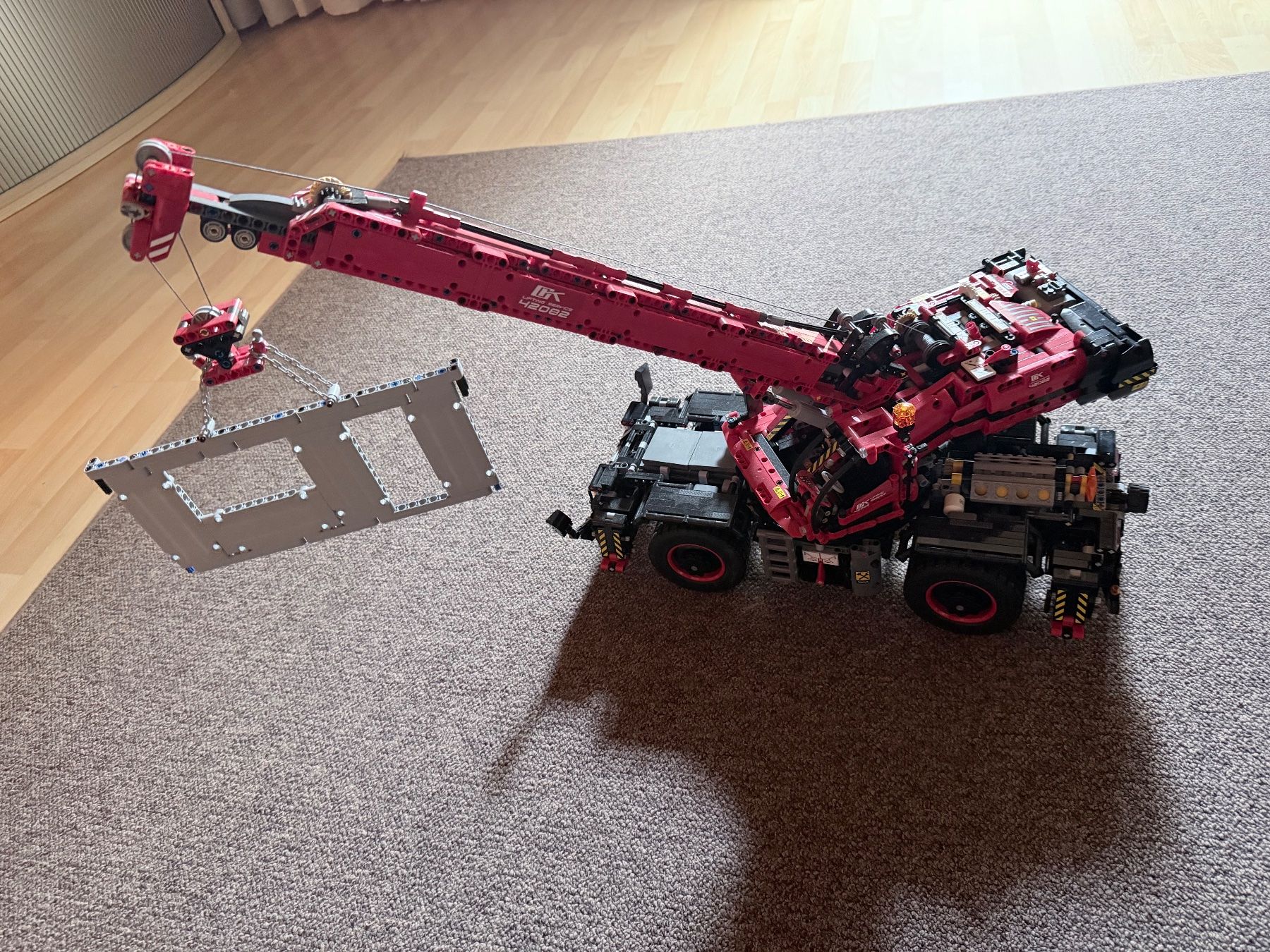 Lego Giocattoli: LEGO Technic 42082 geländegängiger Kranwagen – Nuovo (secondo la descrizione) da Emmenbrücke venduto da Pplotter