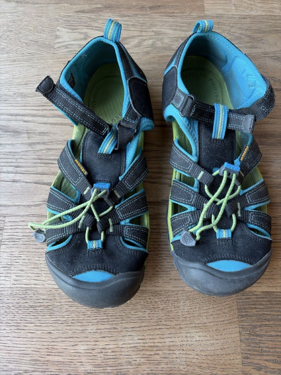 Keen Herrenschuhe: Keen Sandale Grösse 39 – Gebraucht aus Wettingen von knamel