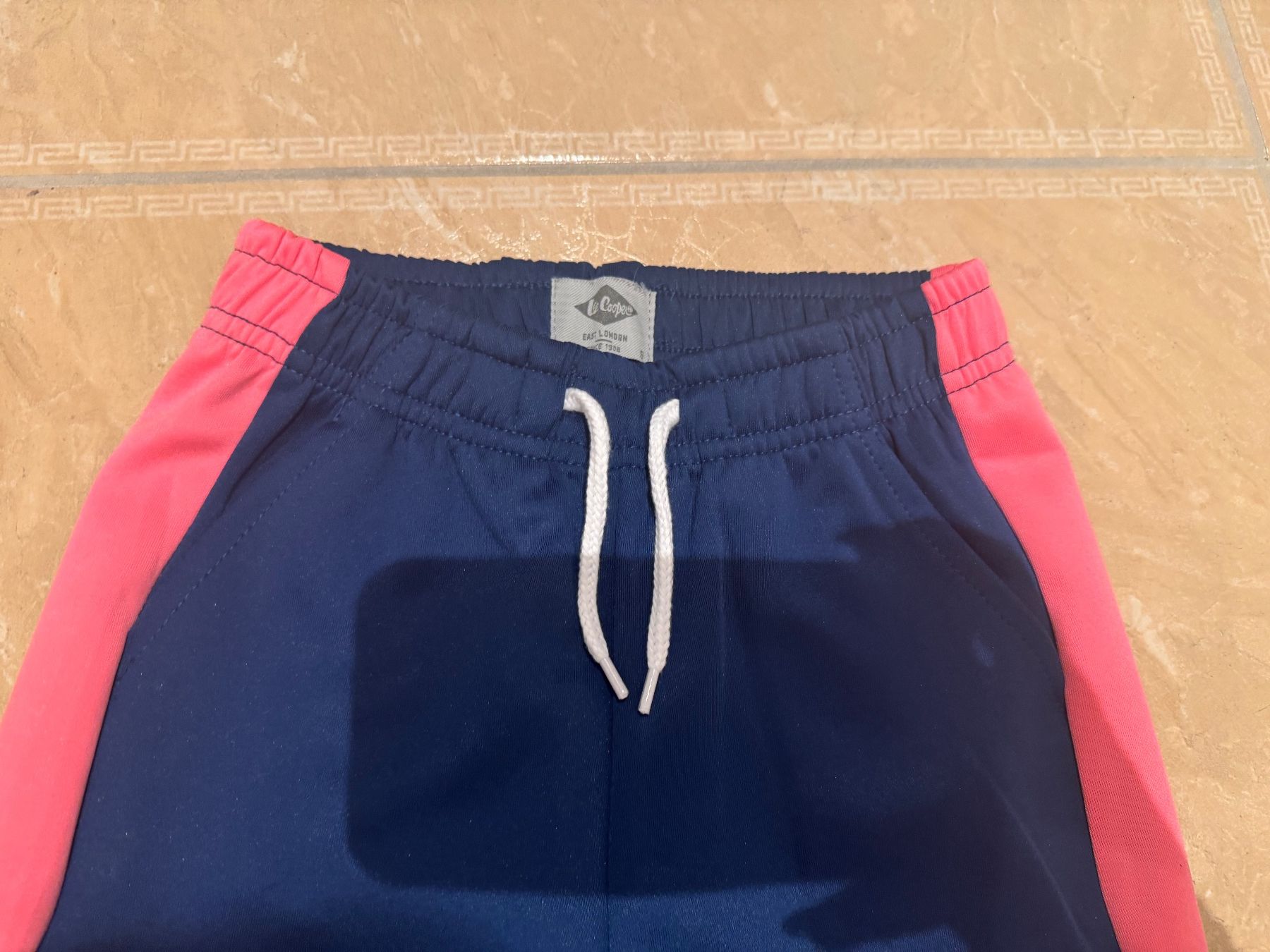 Pantaloni: Le Cooper neue Trainerhose, 6j 116 – Nuovo (secondo la descrizione) da Klingnau venduto da Markus14 3