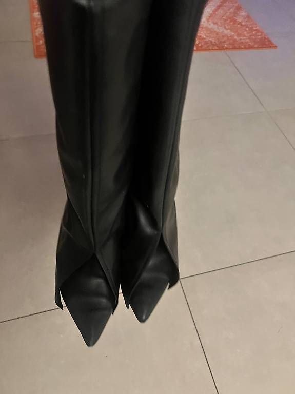 Scarpe da donna: Schwarze Stiefel – Usato da Dübendorf venduto da Diva119 3