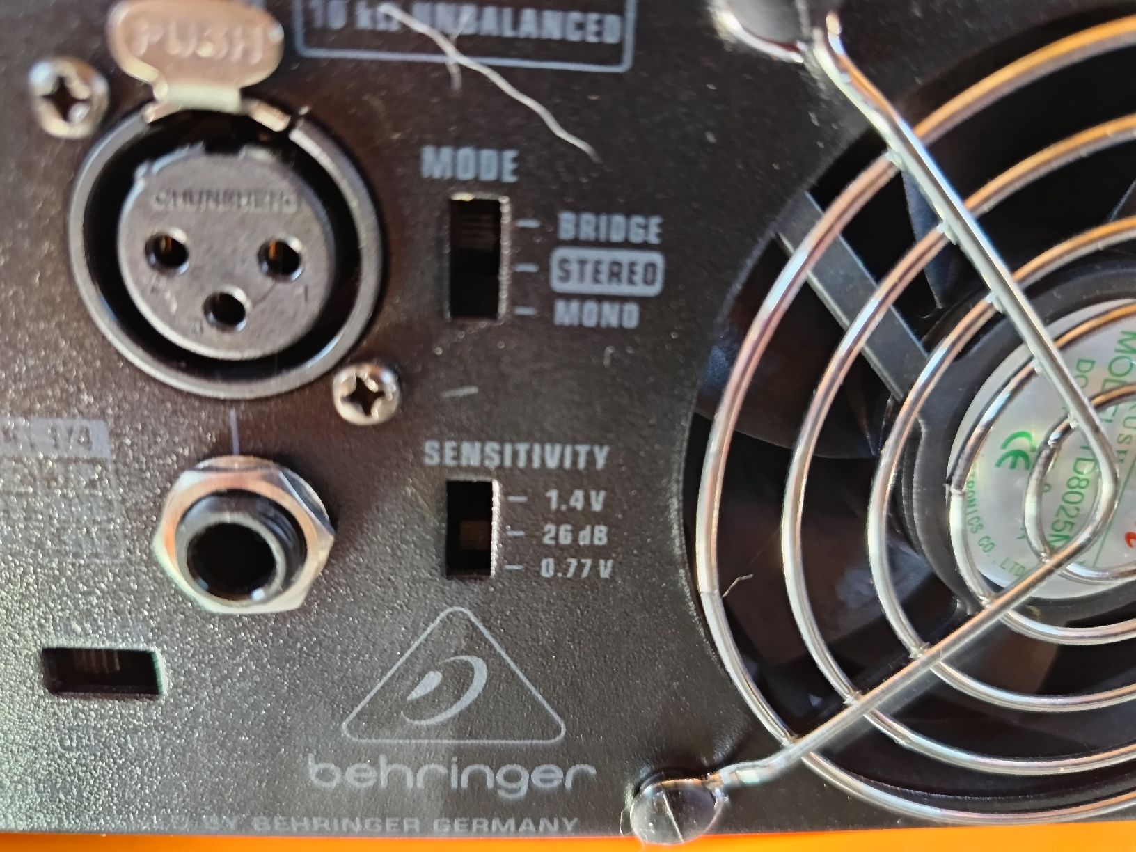 Behringer Amplificatori: Behringer KM1700 Stereo Power Amplifier gebraucht – Usato da Balterswil venduto da jean0502 5