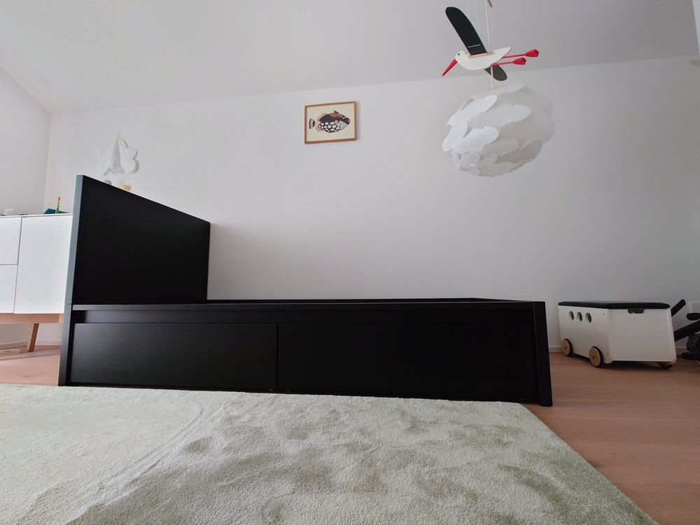 MALM Bett mit Schubladen 90x200 cm schwarz/ Kaufen auf Ricardo