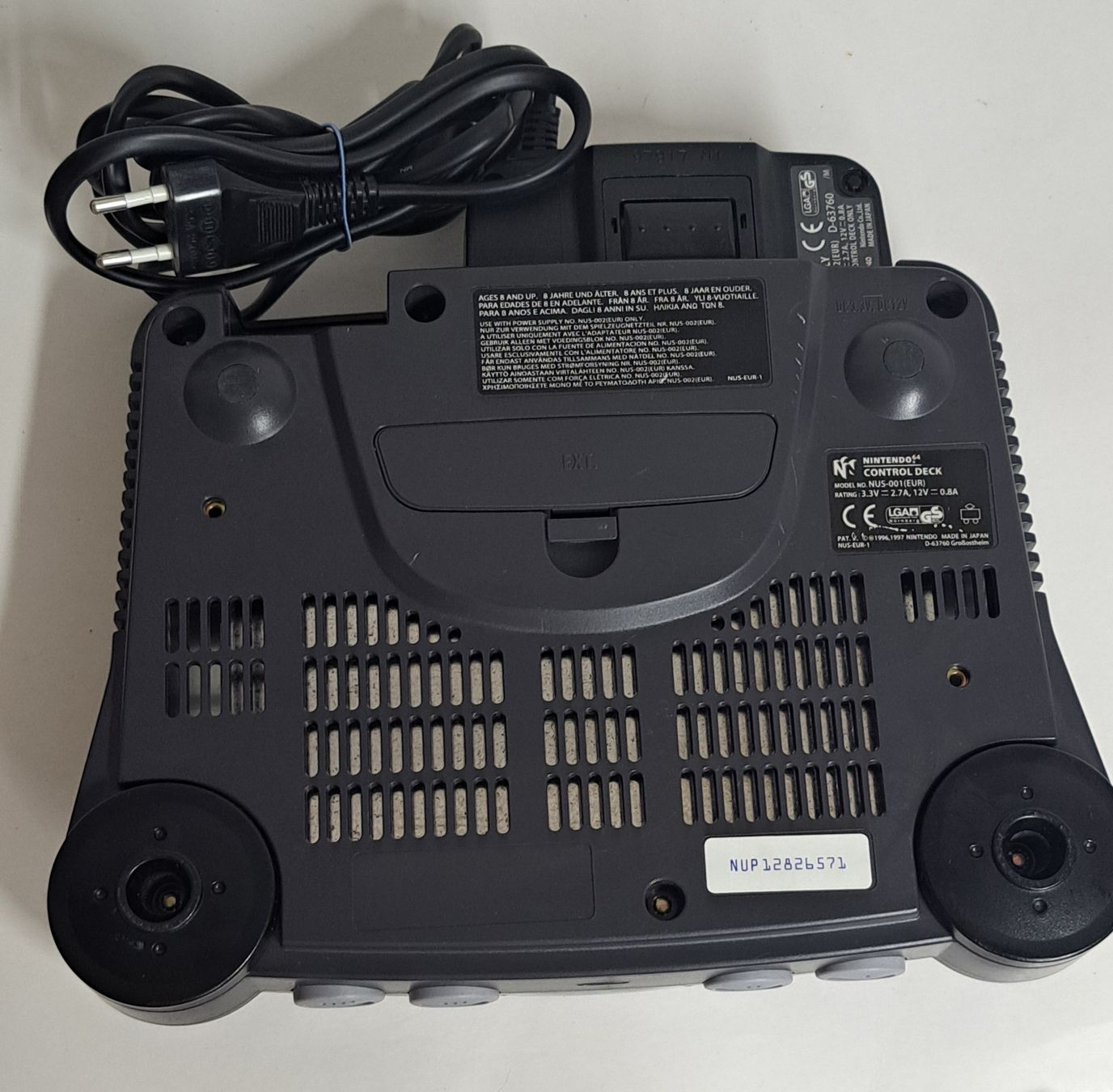 Nintendo Console: Nintendo 64 mit 1 controller und Kabel  – Usato da Biel/Bienne venduto da Sasha4u 2