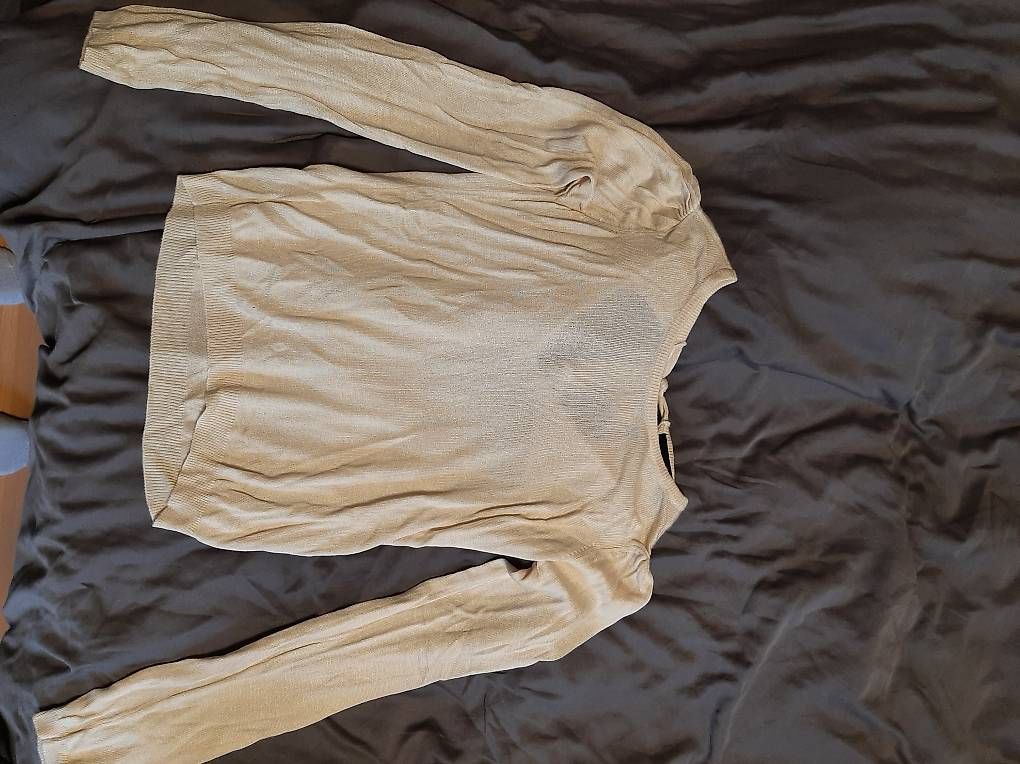 Pulls & Sweat-shirts: Vero Moda dünner Pulli Gr. S hellbeige/dunkles weiss – D'occasion à Marthalen par Jenny.Z