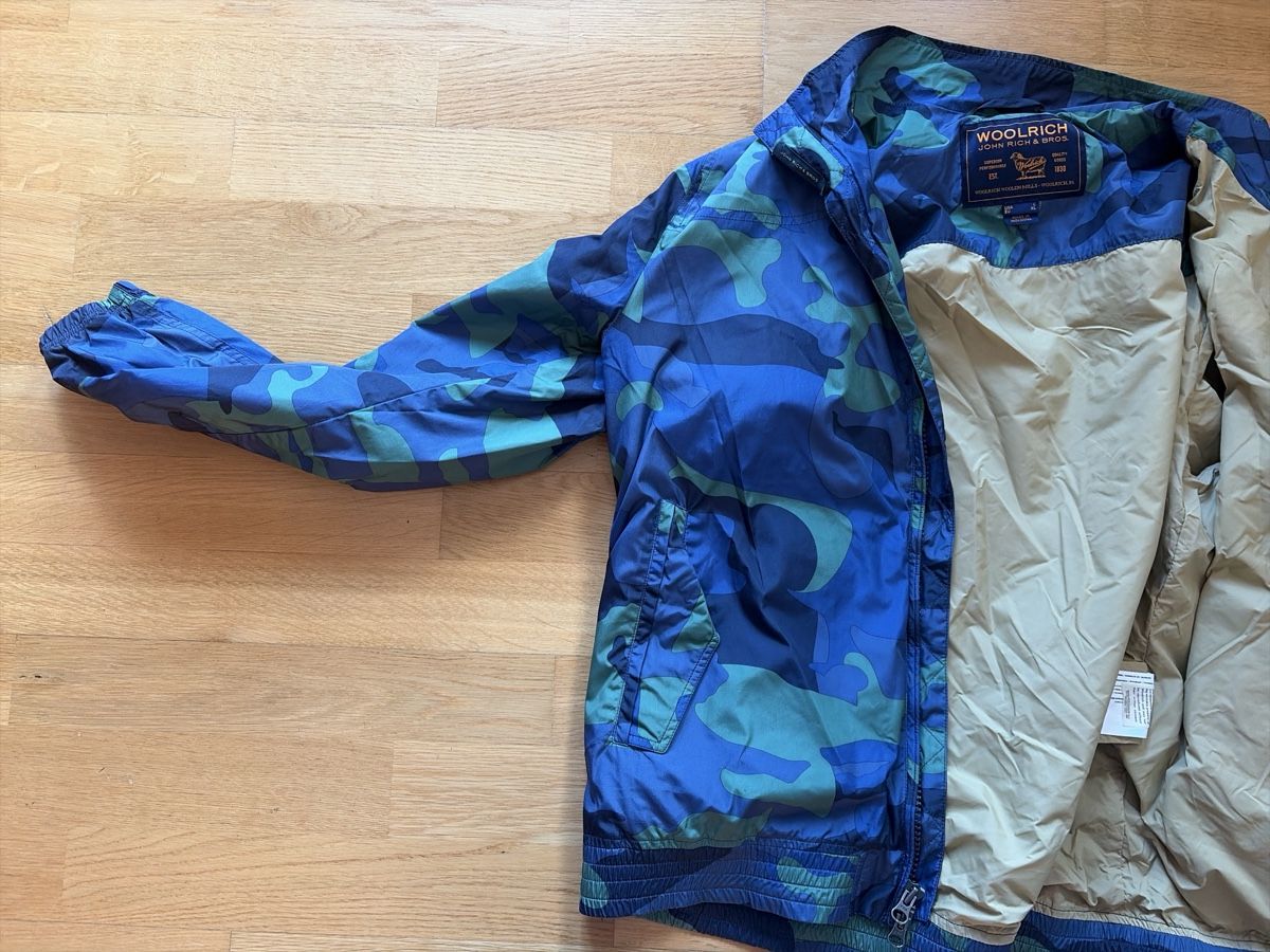 Woolrich Vestes: WOOLRICH Jacke Tarnmuster gebraucht – D'occasion à Zürich par pdl_8vl8 1