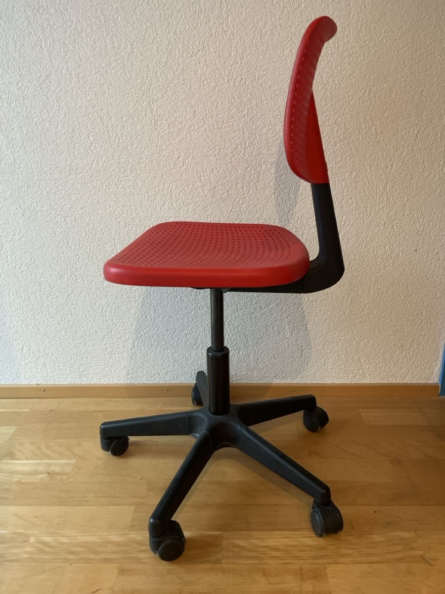 Ikea Sedie: Bürostuh Kinder Ikea – Usato da Weesen venduto da mad_q9gh 1